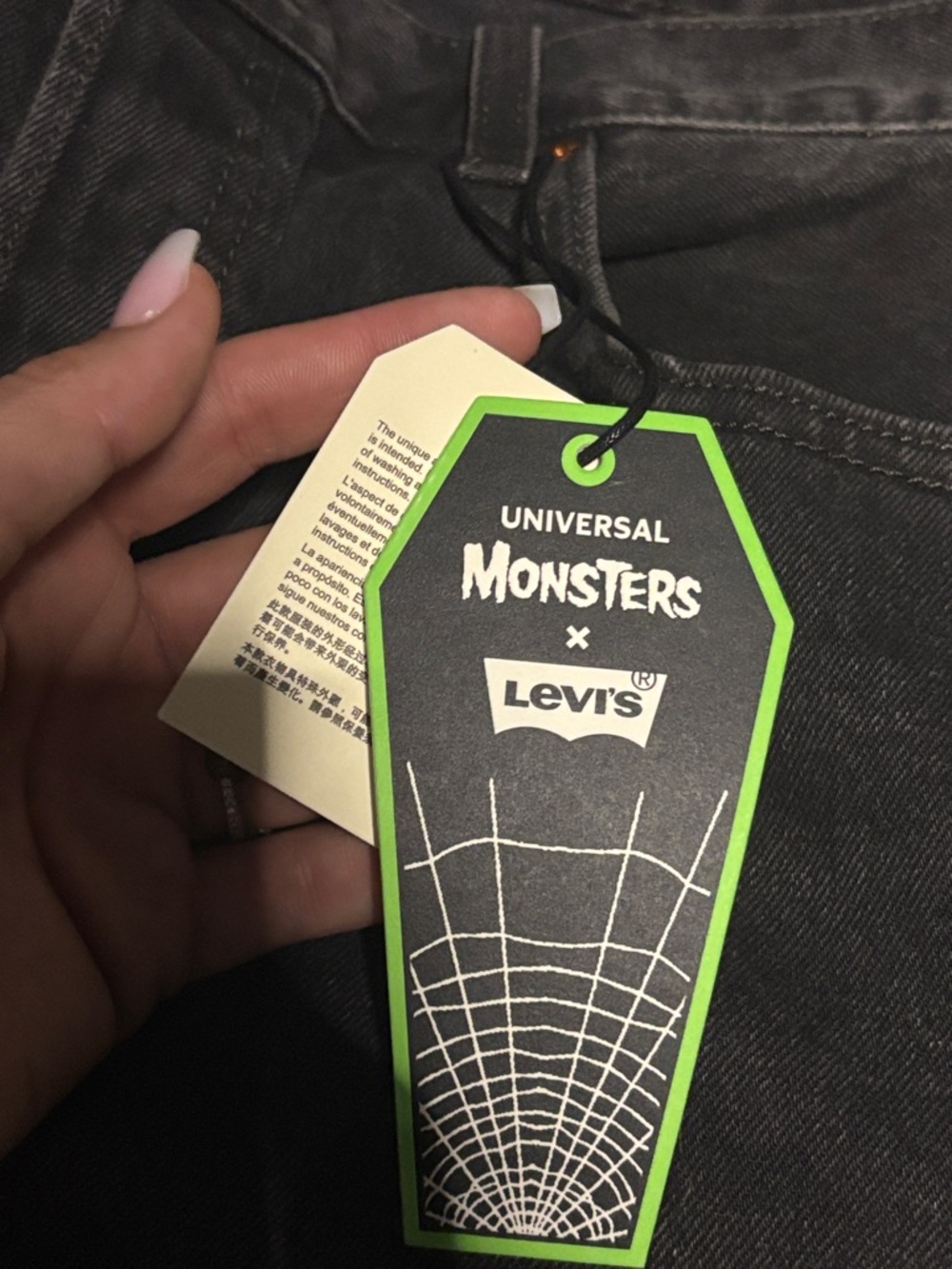NWT LIMITED EDITION RARE Levi's X Universal Monsters Bride of Frankenstein Jeans - Picture 3 of 8